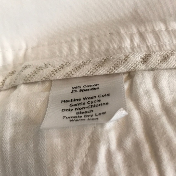 Talbots petite white cuffed Summer shorts size 6P - Picture 5 of 5